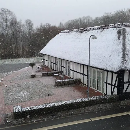 Fladbro Inn